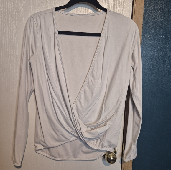 lululemon athletica Tops - Lululemon Full Freedom Long Sleeve